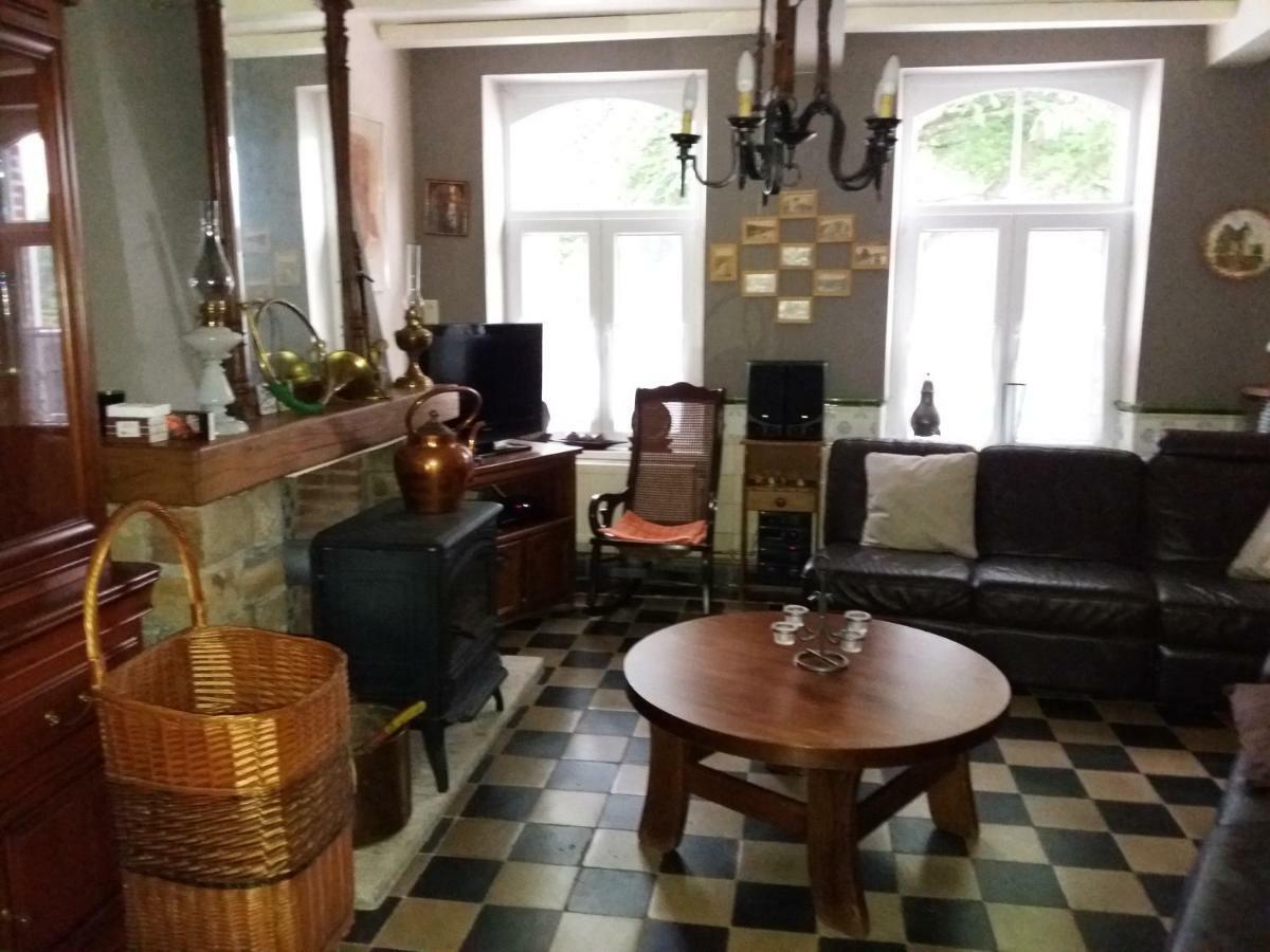 Rijhuis Vila Anseremme Exterior foto